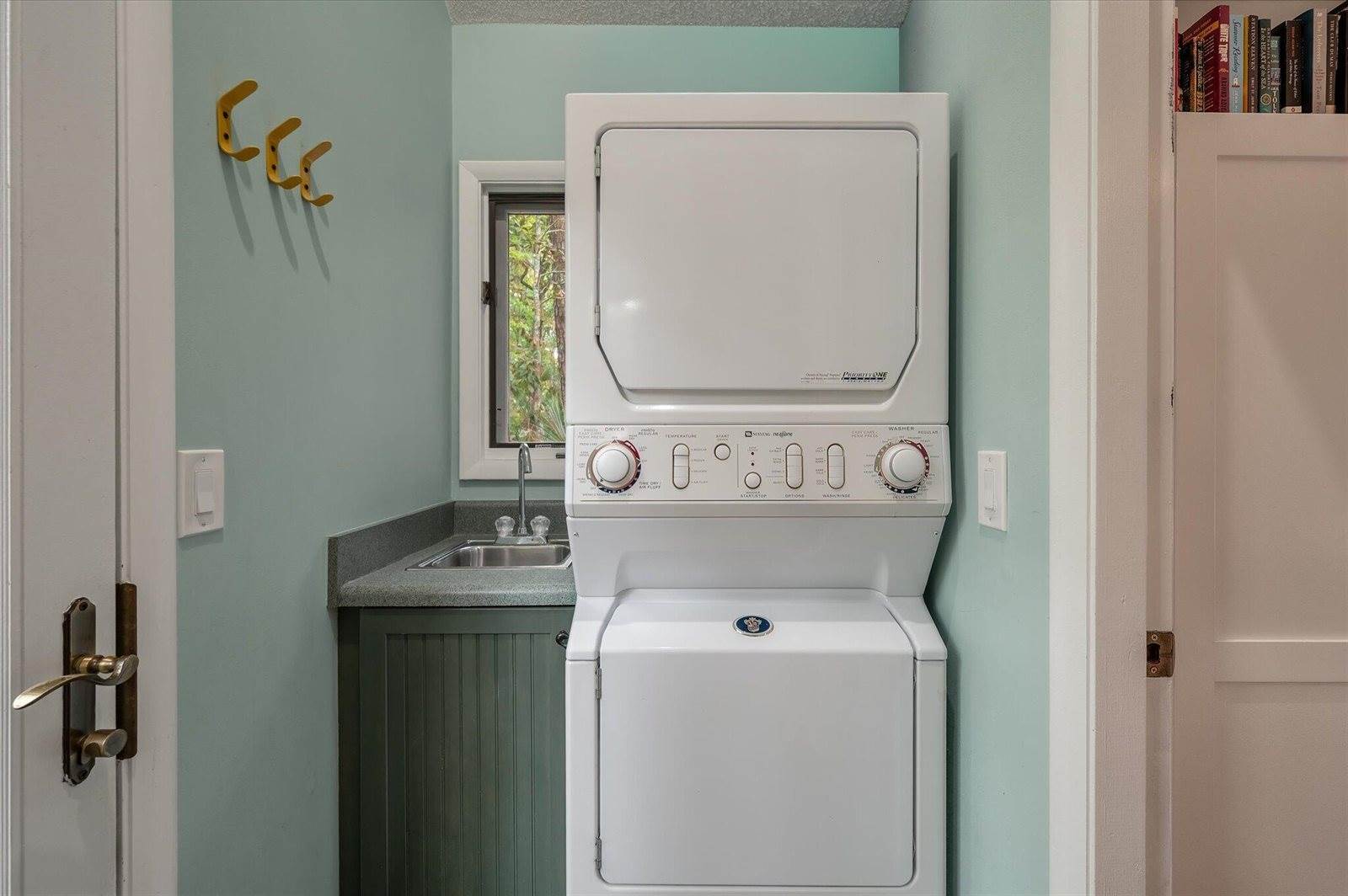 597 Oyster Rake Drive, Kiawah Island, SC 29455