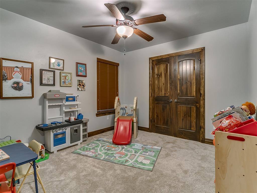 5808 Lindhurst Road, Edmond, OK 73034