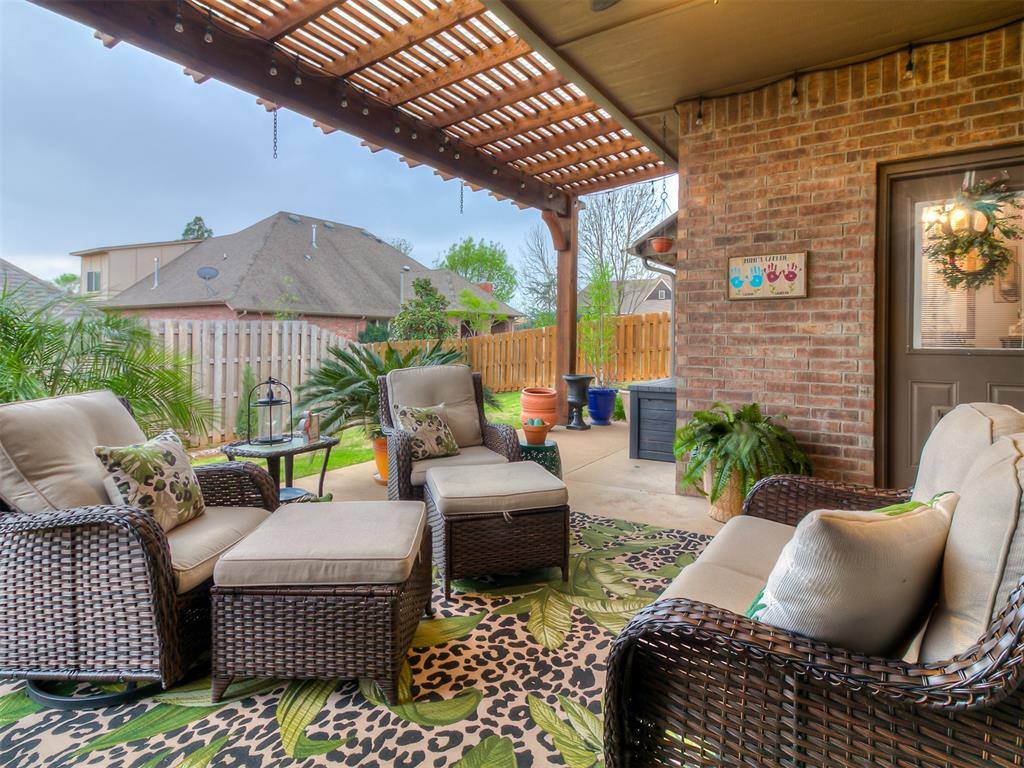 5808 Lindhurst Road, Edmond, OK 73034