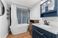 502 7th Avenue, Camanche, IA 52730