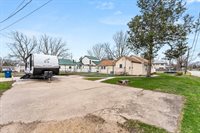 502 7th Avenue, Camanche, IA 52730
