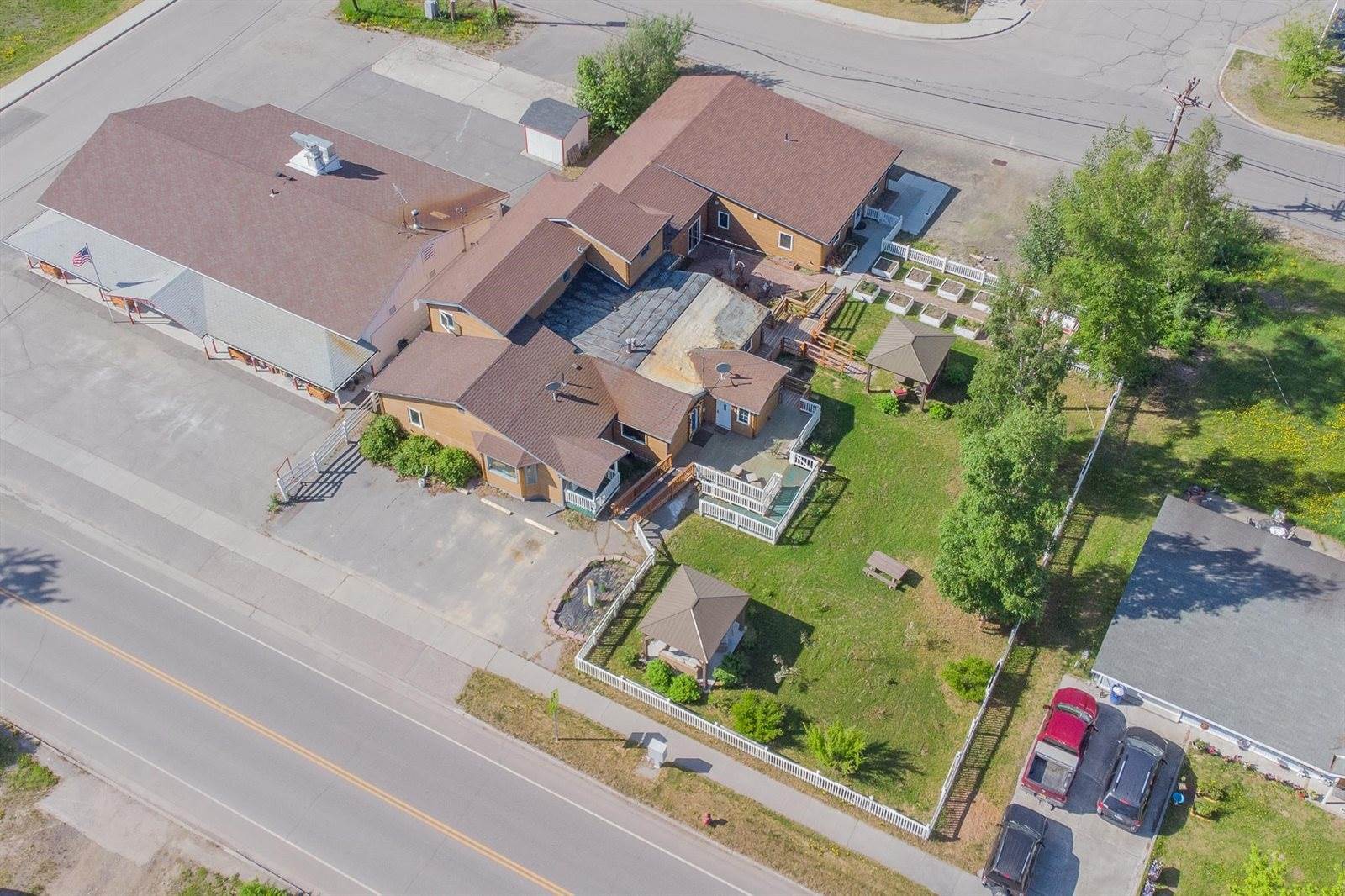 109 Fifth Avenue, North Pole, AK 99705