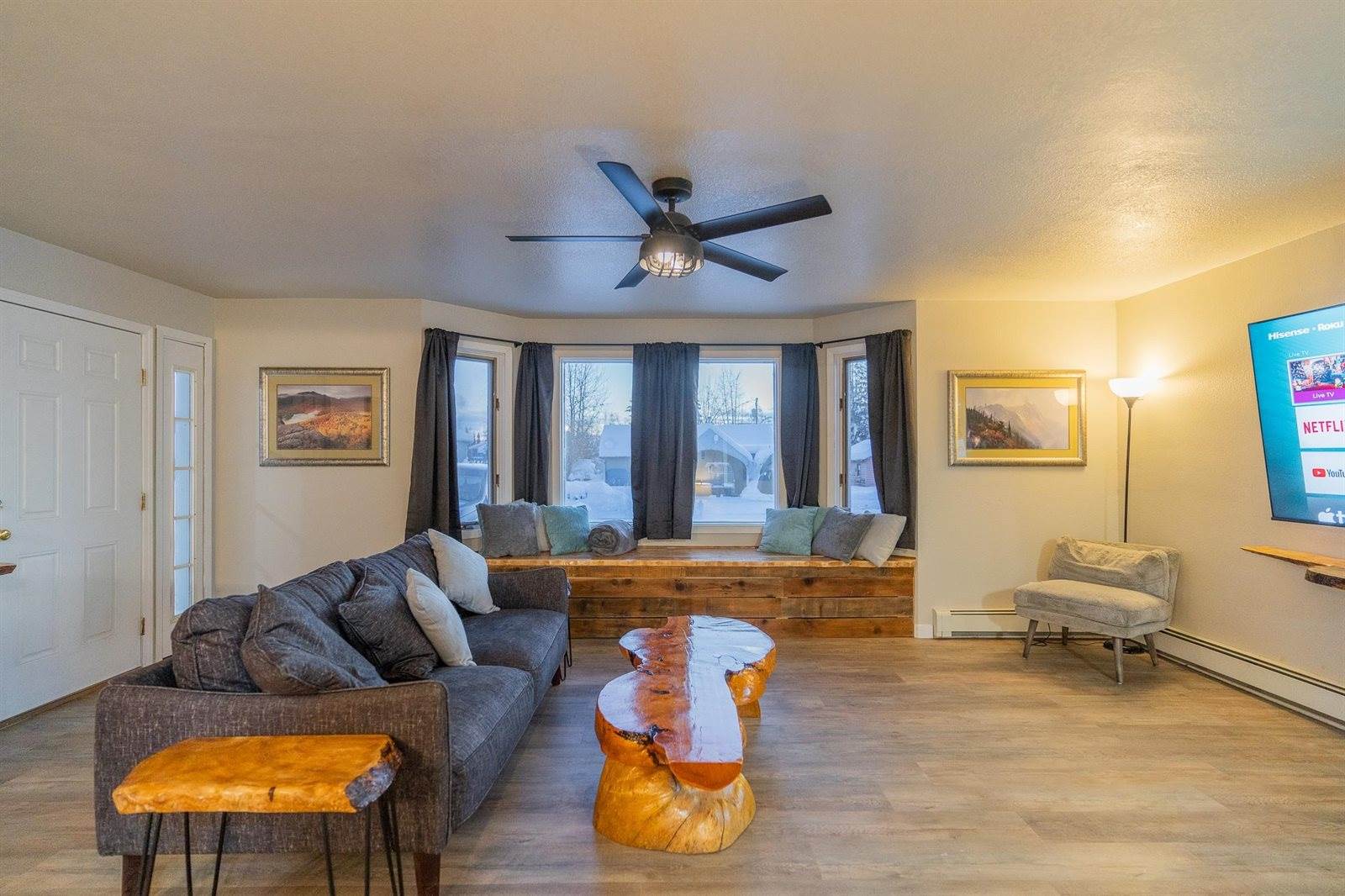 109 Fifth Avenue, North Pole, AK 99705