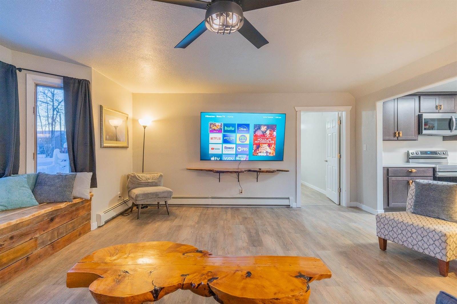 109 Fifth Avenue, North Pole, AK 99705