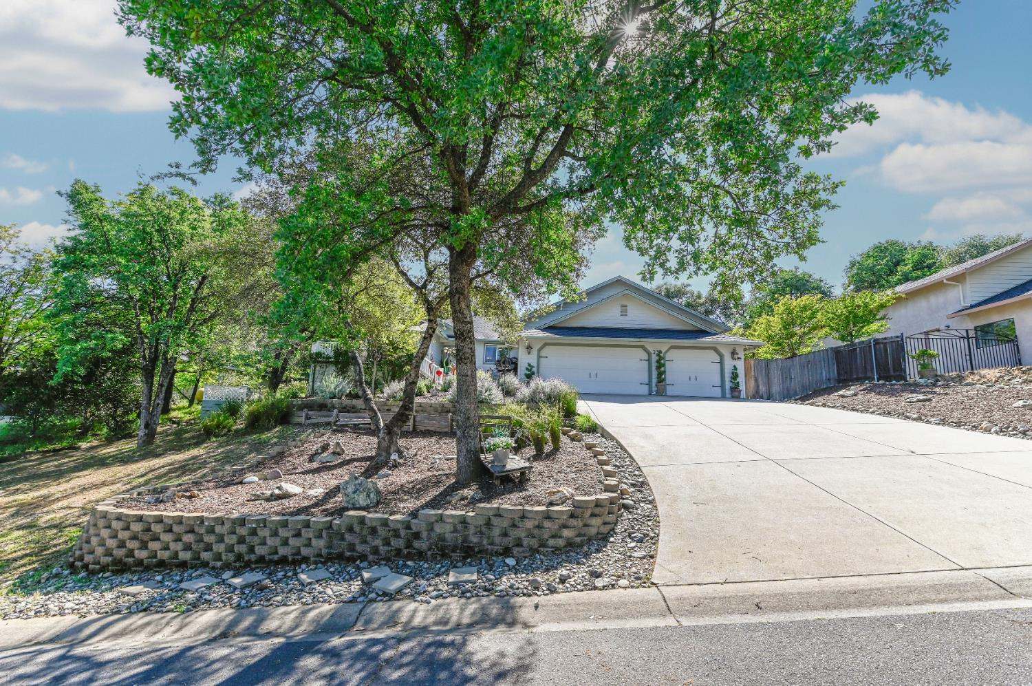 234 Mistletoe Court, Angels Camp, CA 95222