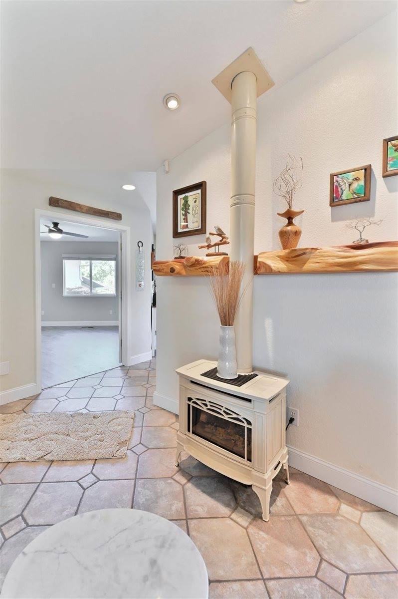 234 Mistletoe Court, Angels Camp, CA 95222