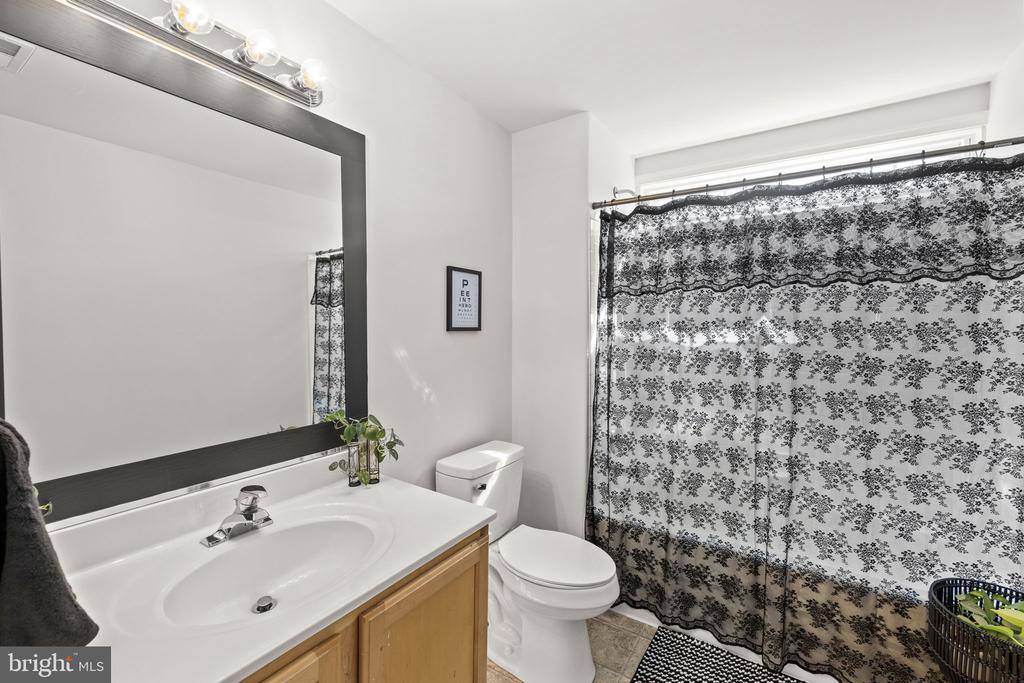 1472 Morris Pond Drive, Locust Grove, VA 22508