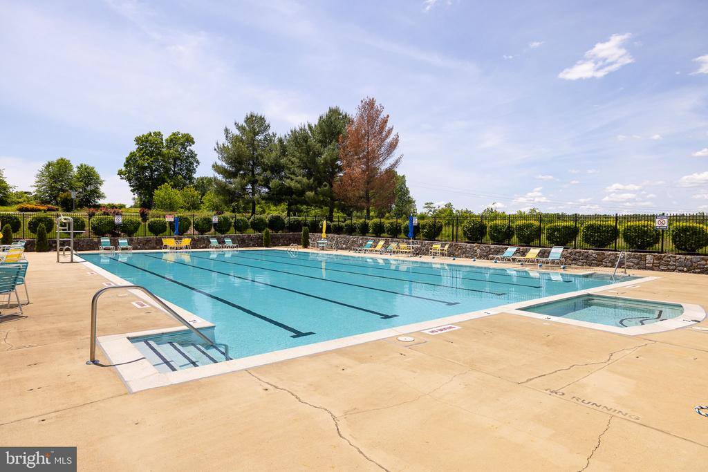 1472 Morris Pond Drive, Locust Grove, VA 22508