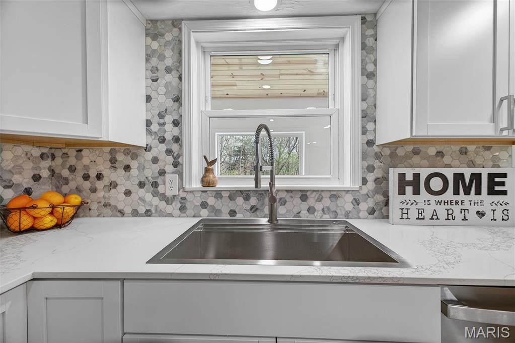 22655 Lap Lane, Waynesville, MO 65583