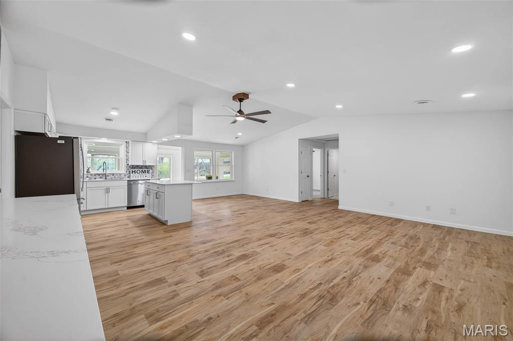 22655 Lap Lane, Waynesville, MO 65583