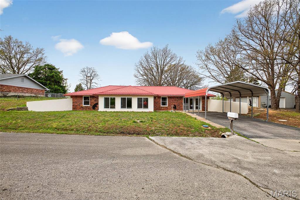 22655 Lap Lane, Waynesville, MO 65583