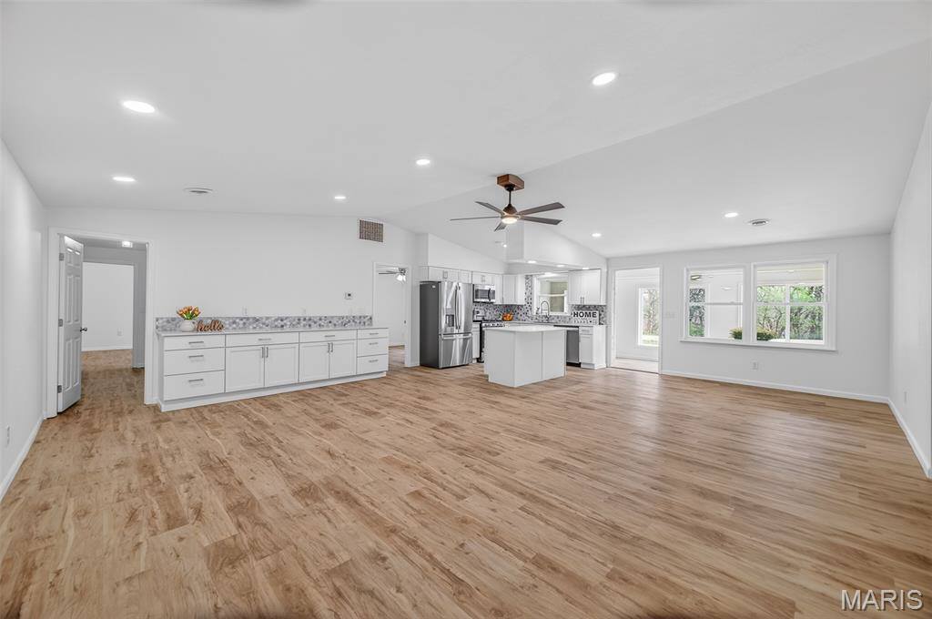 22655 Lap Lane, Waynesville, MO 65583