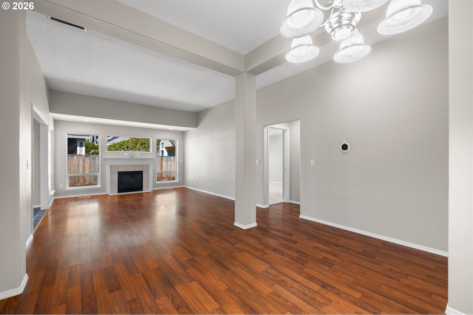 1295 NE Setting Sun Dr, Hillsboro, OR 97124