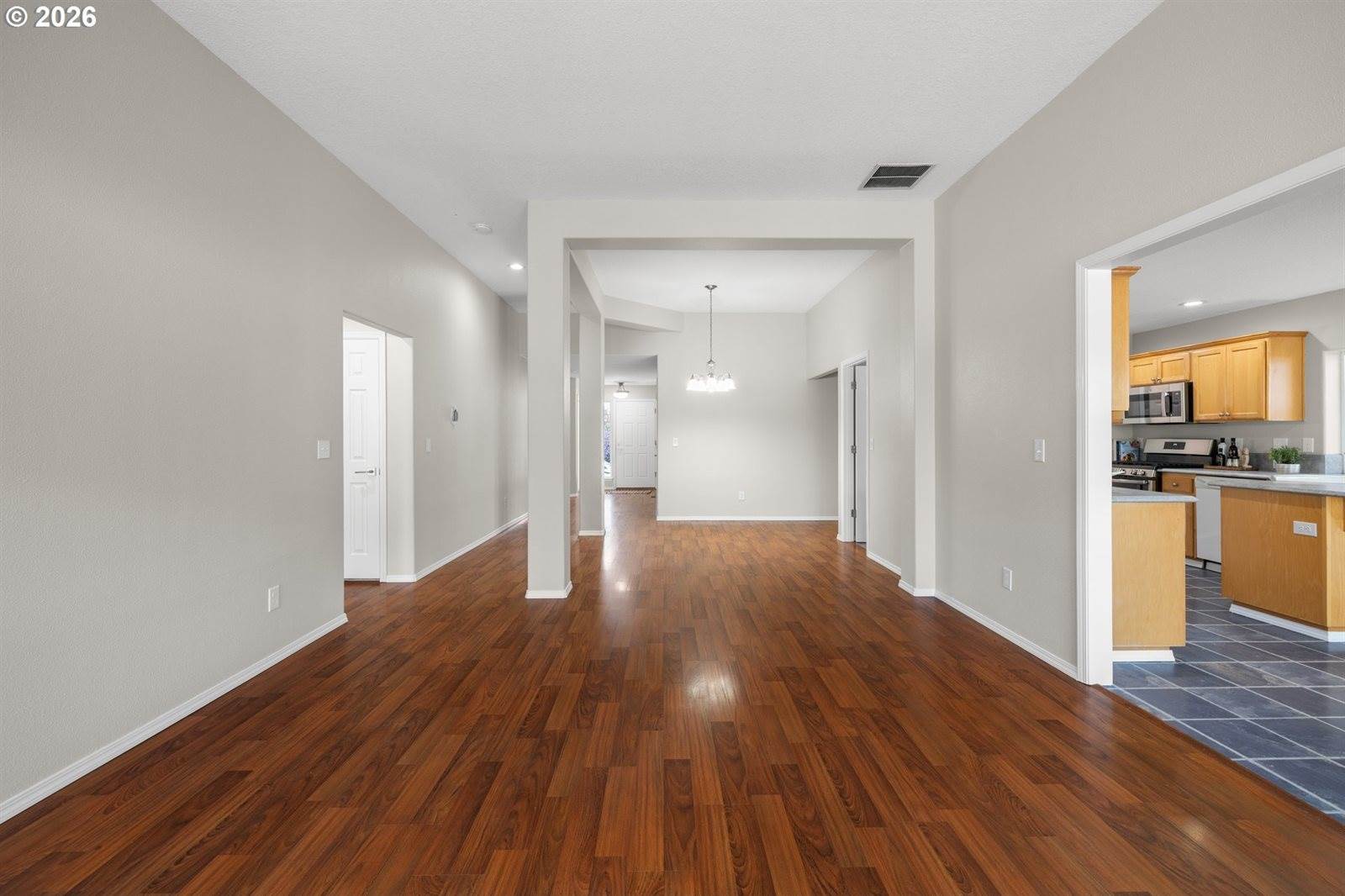 1295 NE Setting Sun Dr, Hillsboro, OR 97124