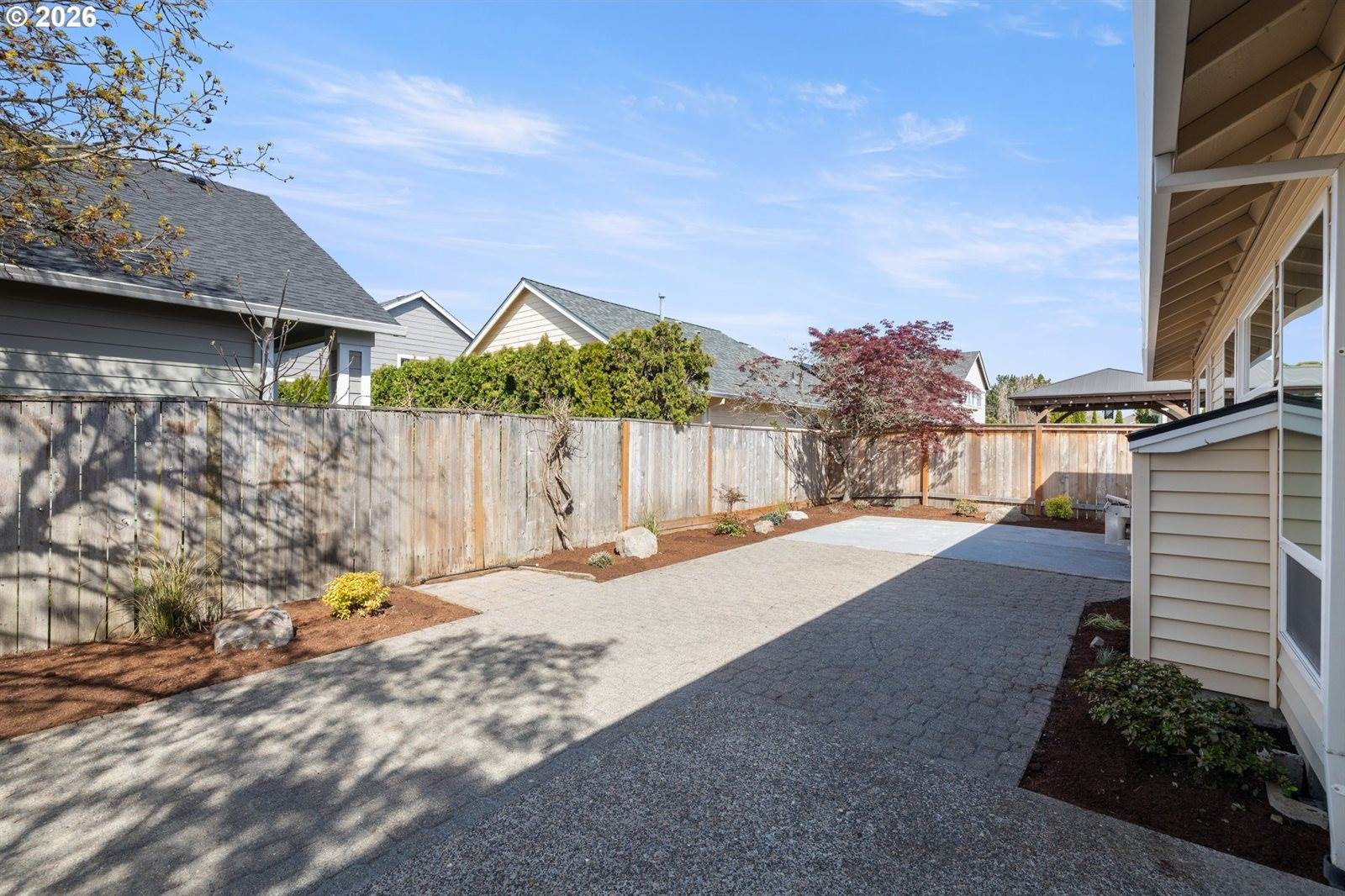 1295 NE Setting Sun Dr, Hillsboro, OR 97124