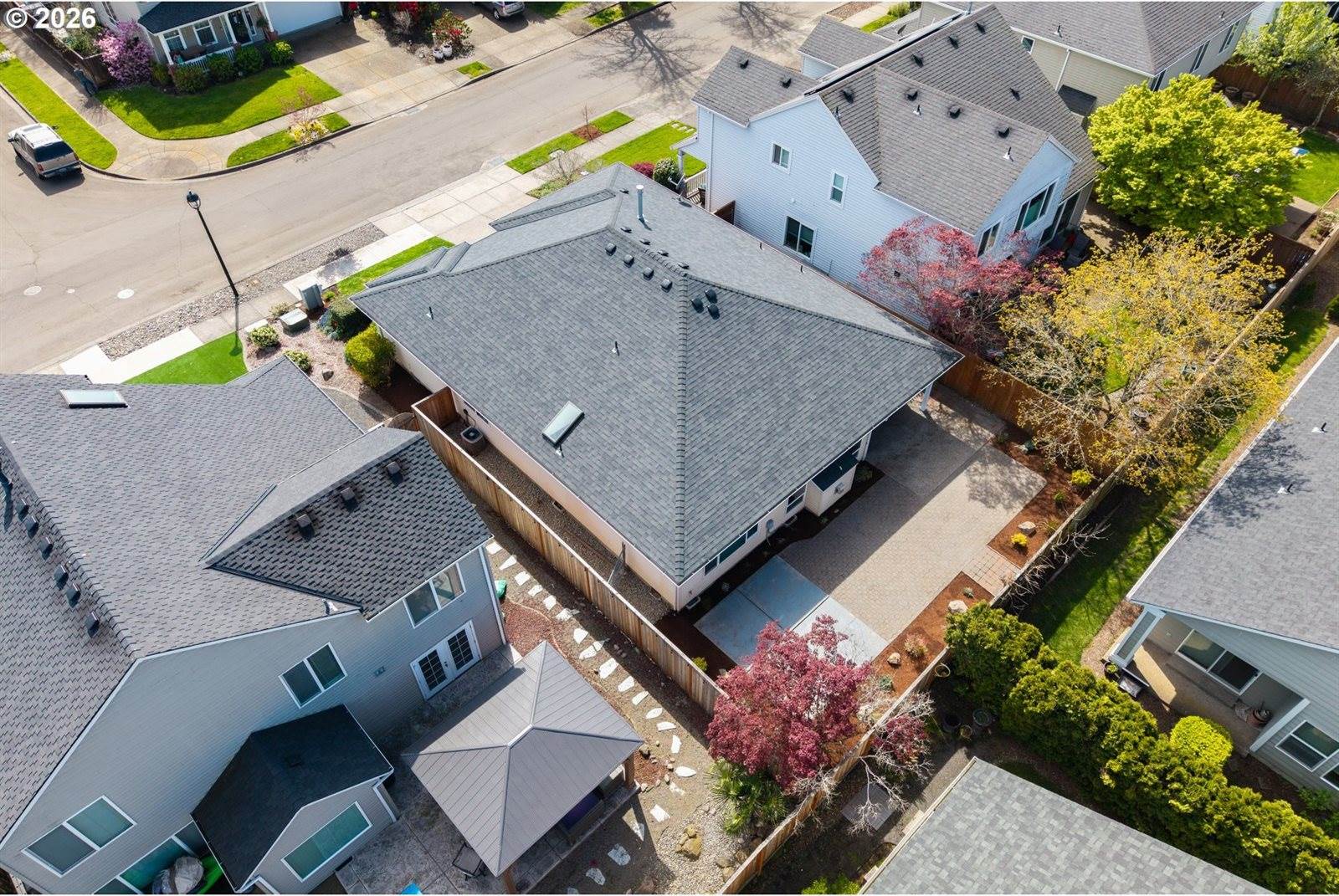 1295 NE Setting Sun Dr, Hillsboro, OR 97124