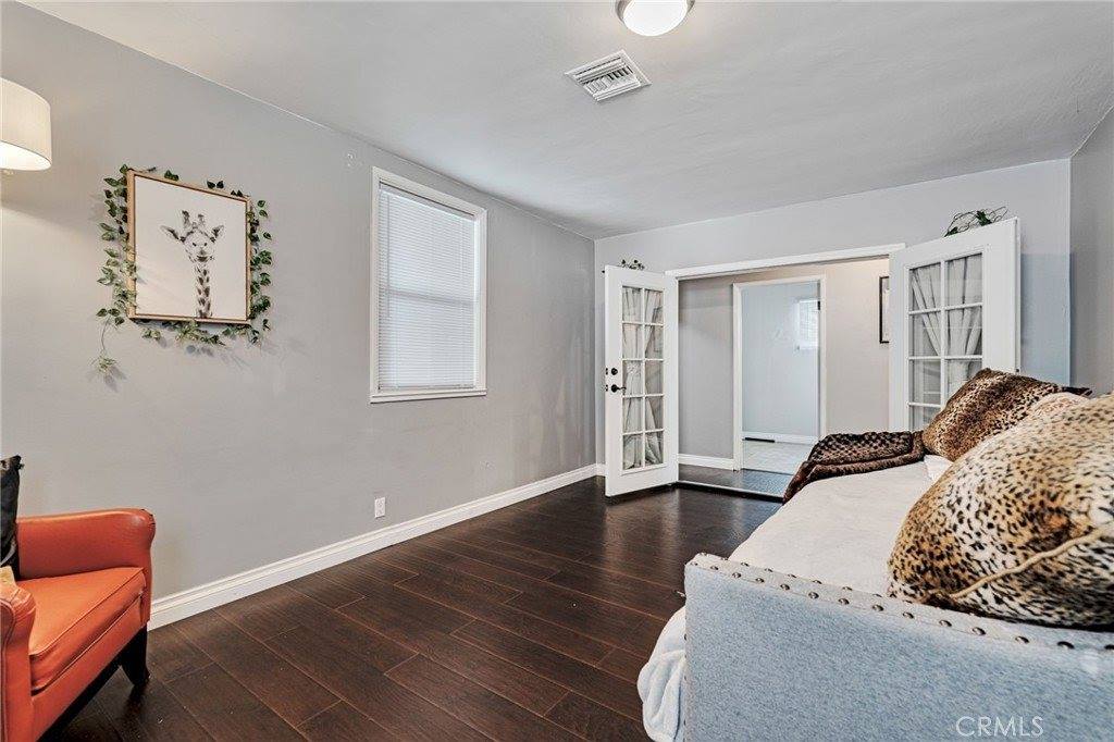 70 W Claremont St, Pasadena, CA 91103