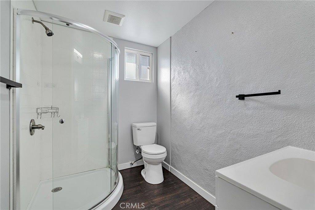 70 W Claremont St, Pasadena, CA 91103