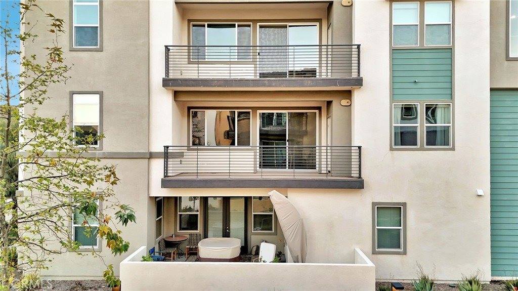 26958 Sandbar Willow Pl, #205, Valencia, CA 91355