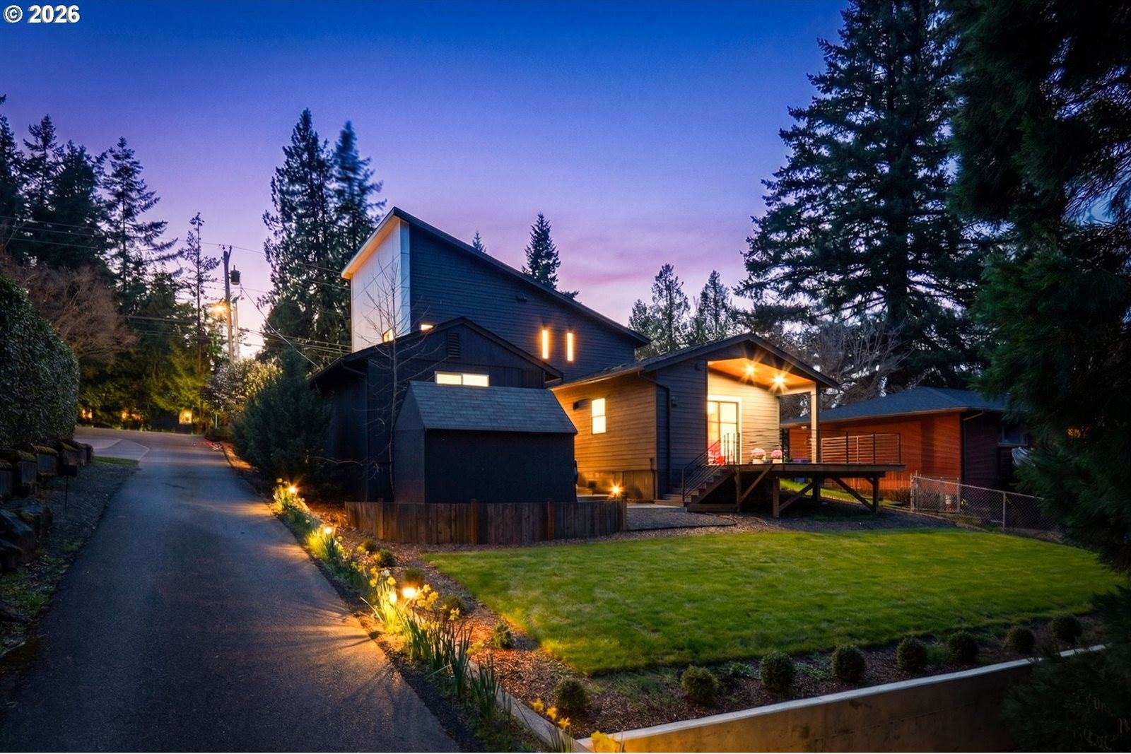 10000 SW 25TH Ave, Portland, OR 97219