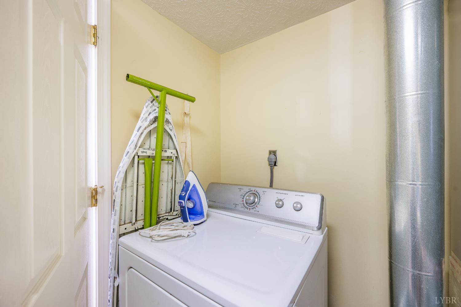 1011 Middle View Drive, Forest, VA 24551