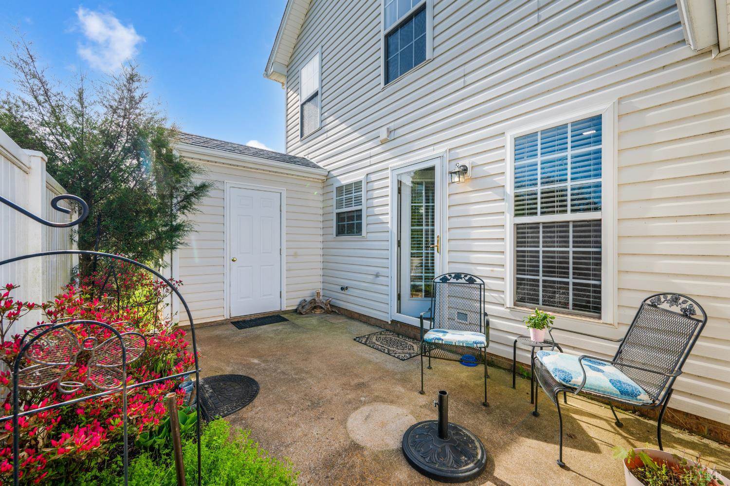 1011 Middle View Drive, Forest, VA 24551