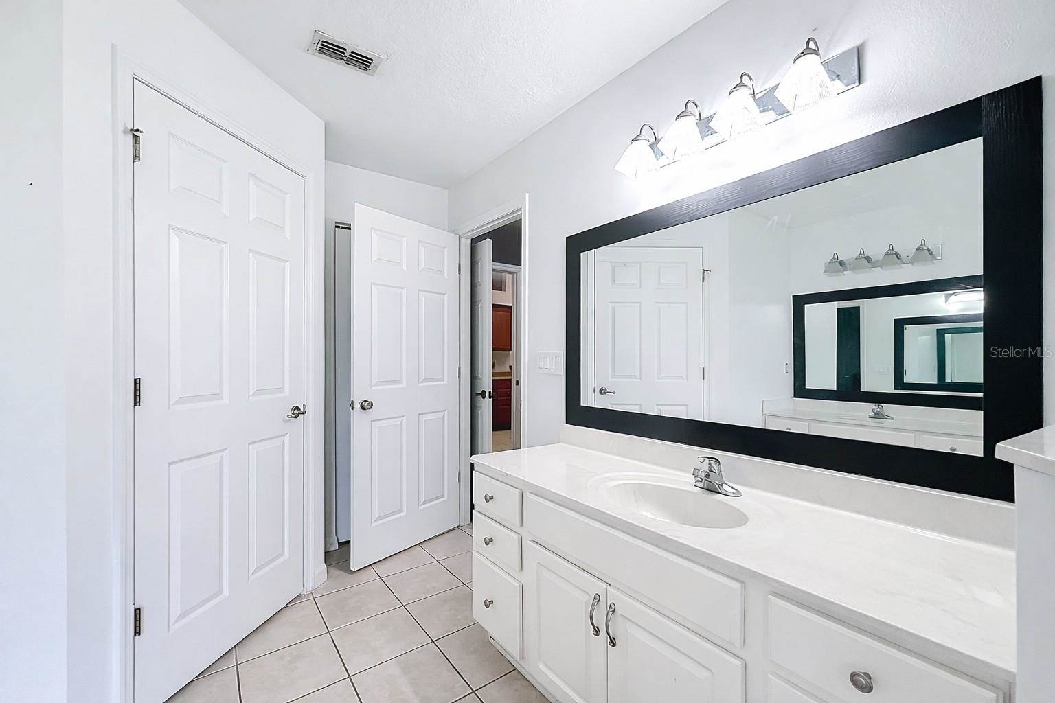 4319 NW 4TH Circle, Ocala, FL 34475