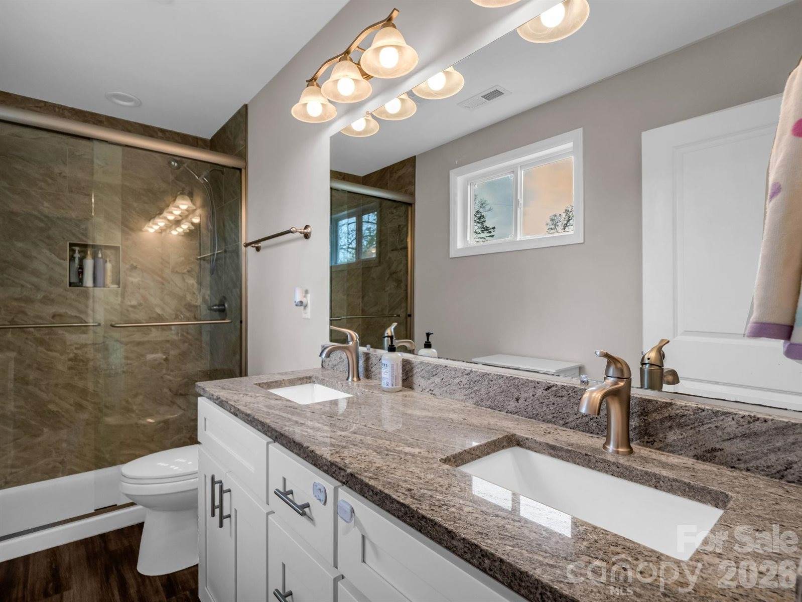 9 Shadowlawn Drive, Asheville, NC 28806