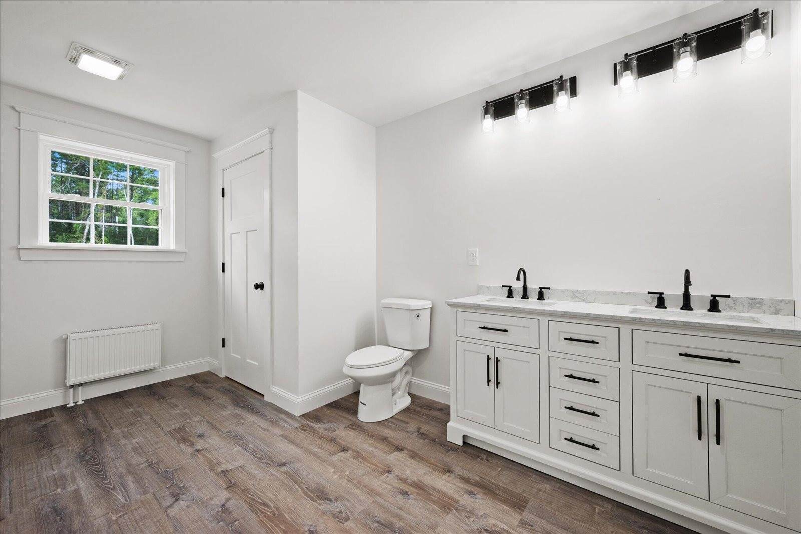 633 Streamside Avenue, Hermon, ME 04401