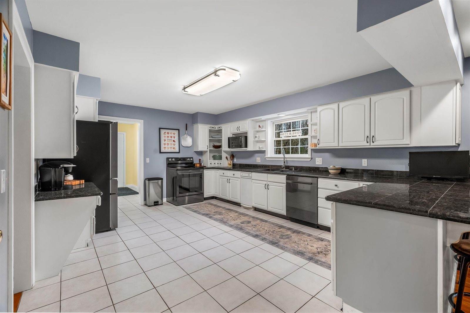 12 Surrey Lane, Hampden, ME 04444