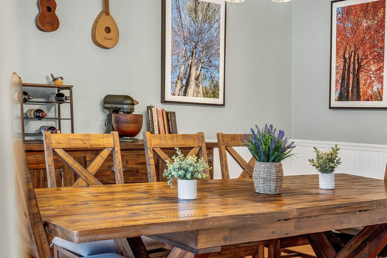 12 Surrey Lane, Hampden, ME 04444