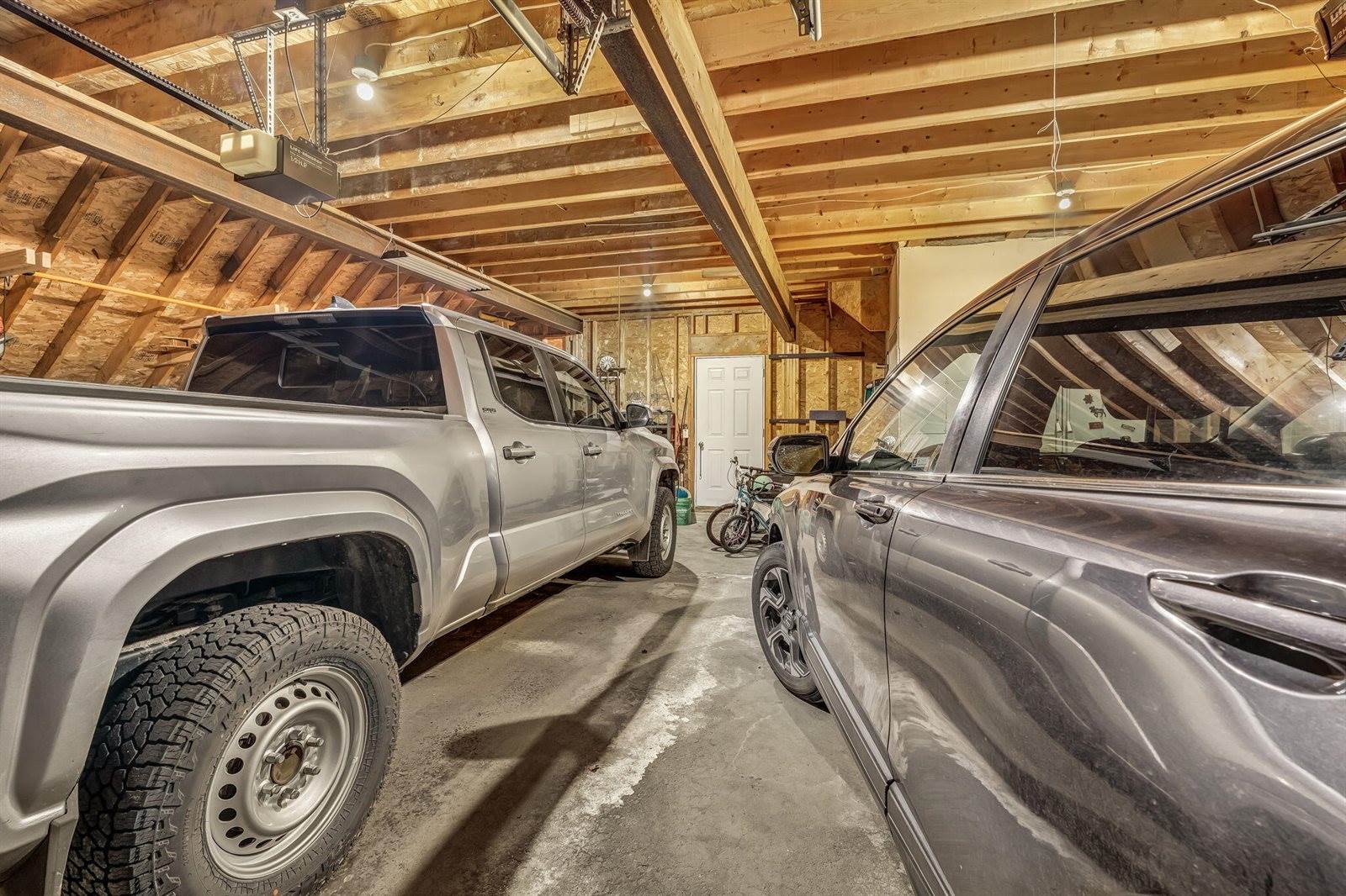 12 Surrey Lane, Hampden, ME 04444