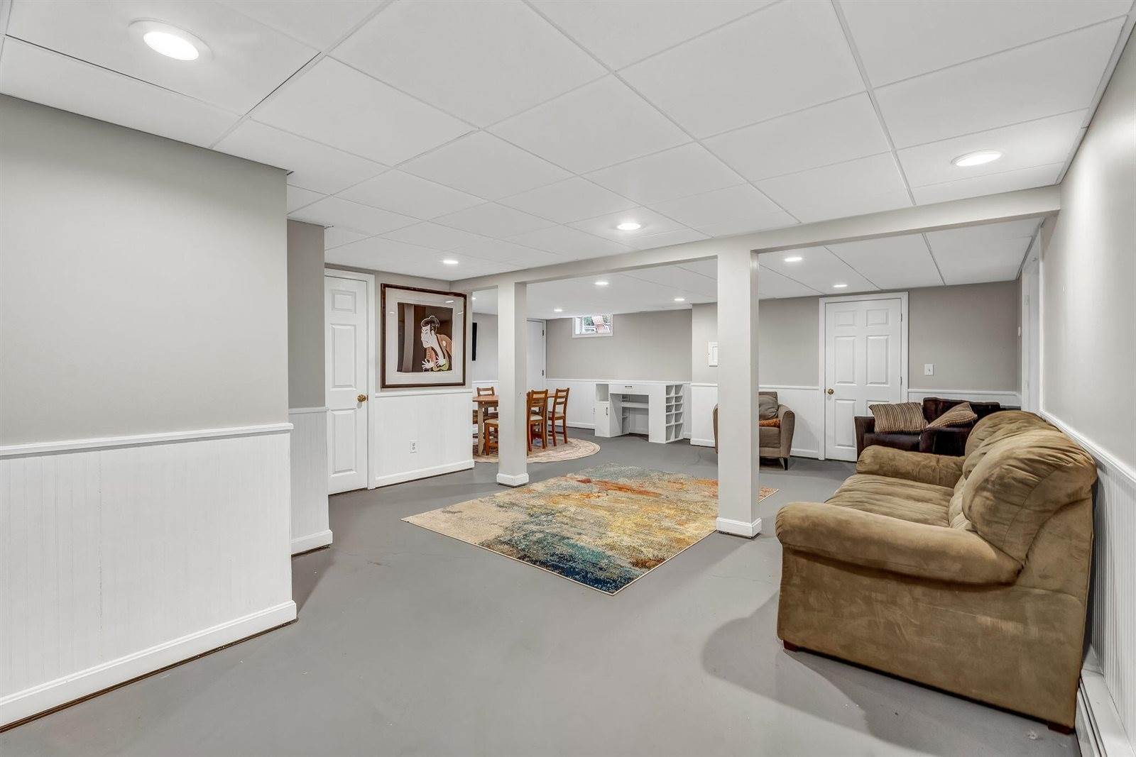 12 Surrey Lane, Hampden, ME 04444