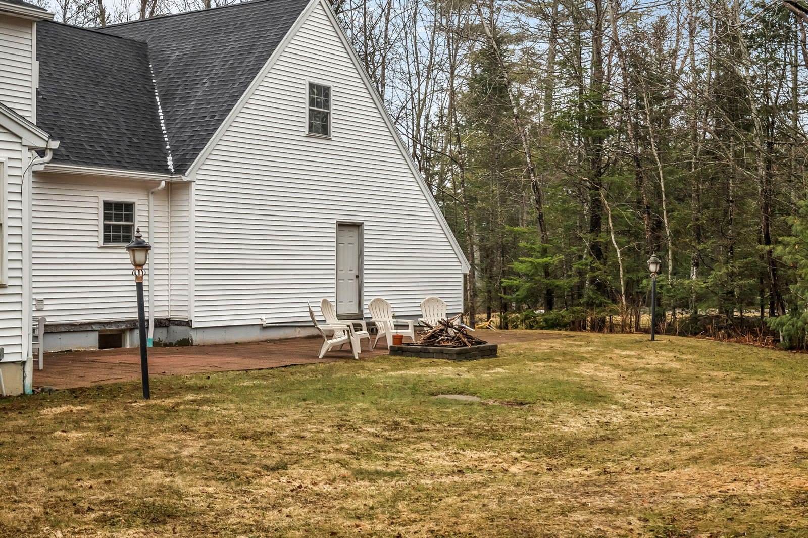 12 Surrey Lane, Hampden, ME 04444