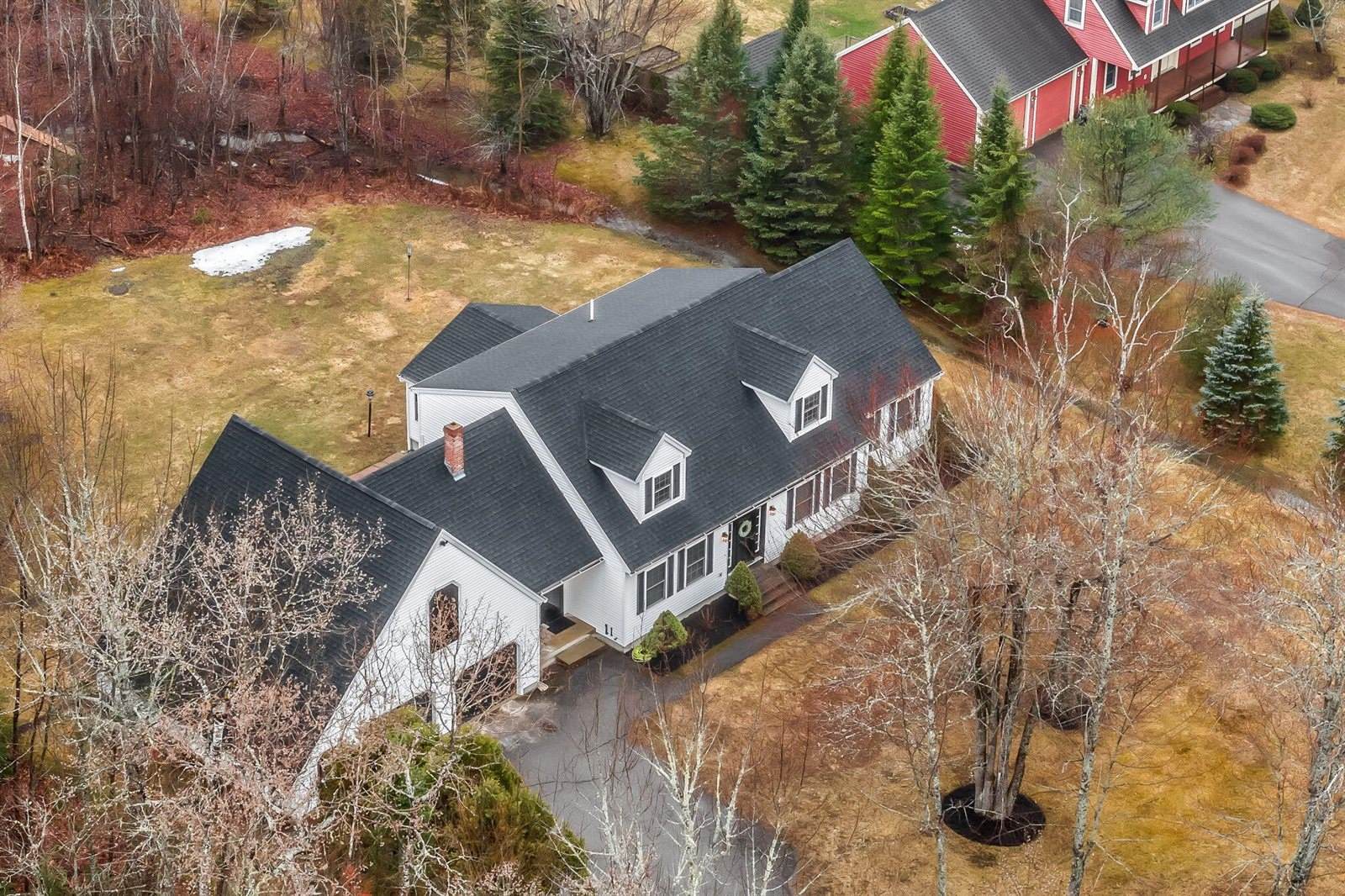 12 Surrey Lane, Hampden, ME 04444