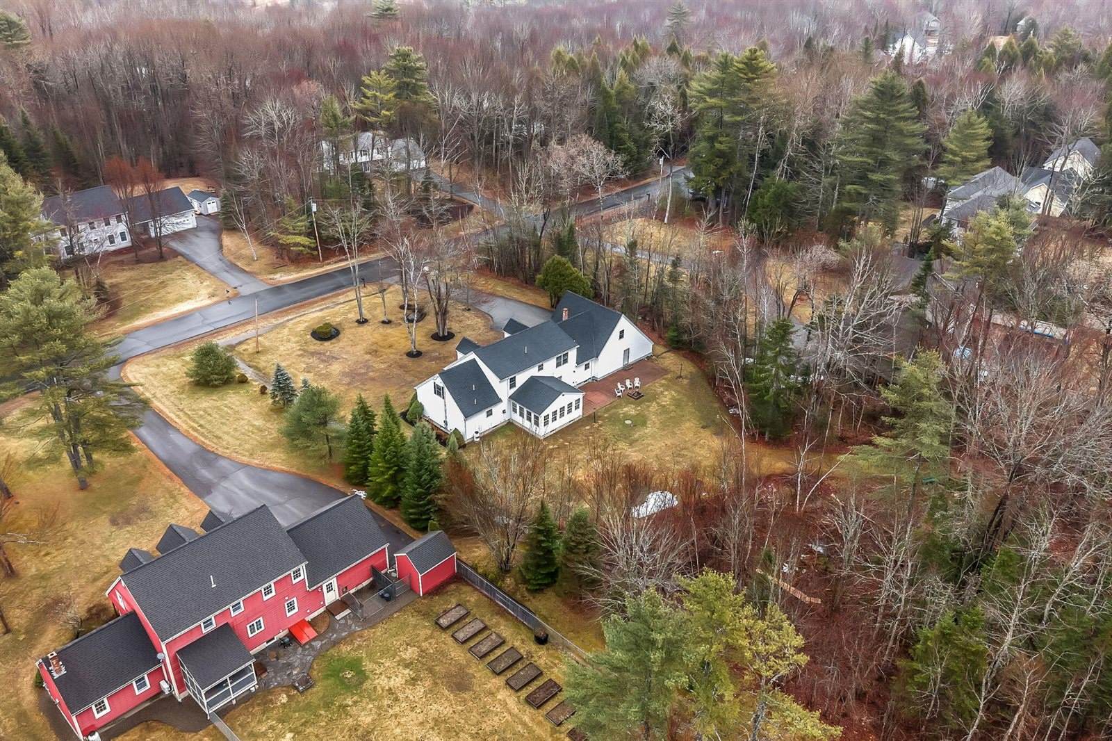 12 Surrey Lane, Hampden, ME 04444