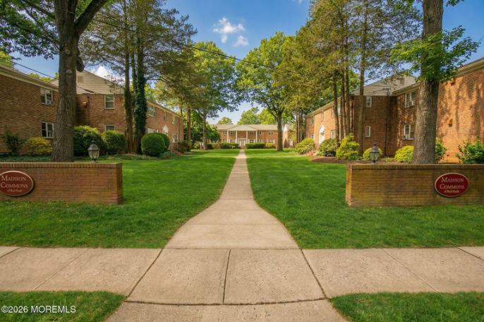 132 South St, Red Bank, NJ 07701