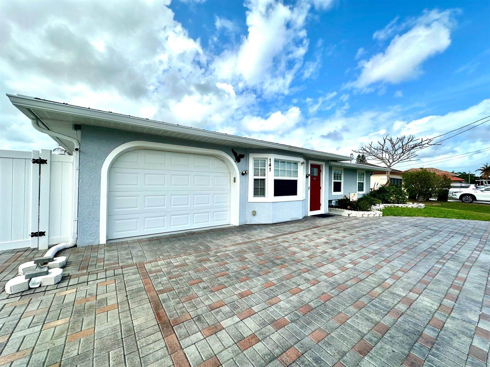 141 NE Sagamore Terrace, Port Saint Lucie, FL 34983