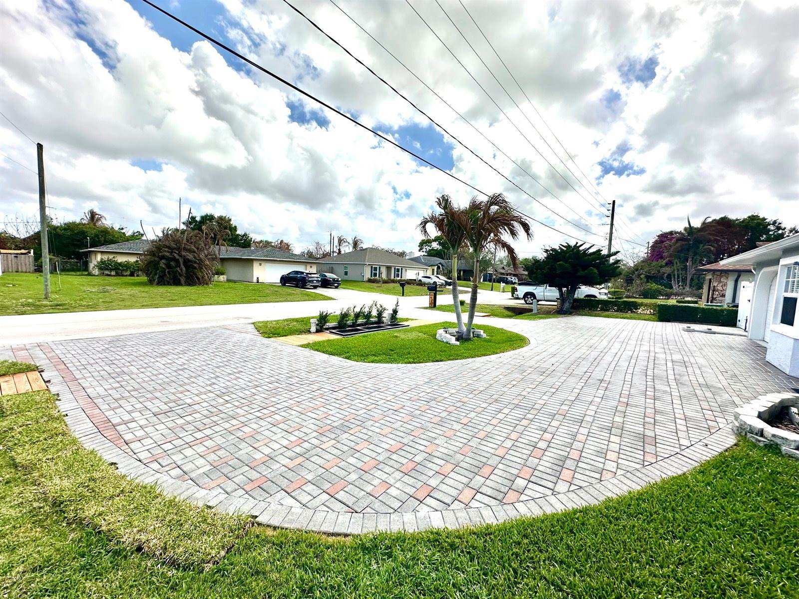141 NE Sagamore Terrace, Port Saint Lucie, FL 34983