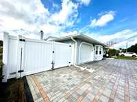 141 NE Sagamore Terrace, Port Saint Lucie, FL 34983