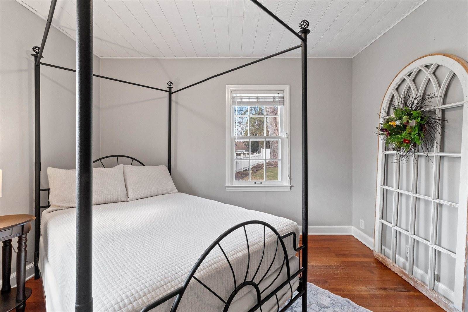 547 North Outagamie Court, Appleton, WI 54914