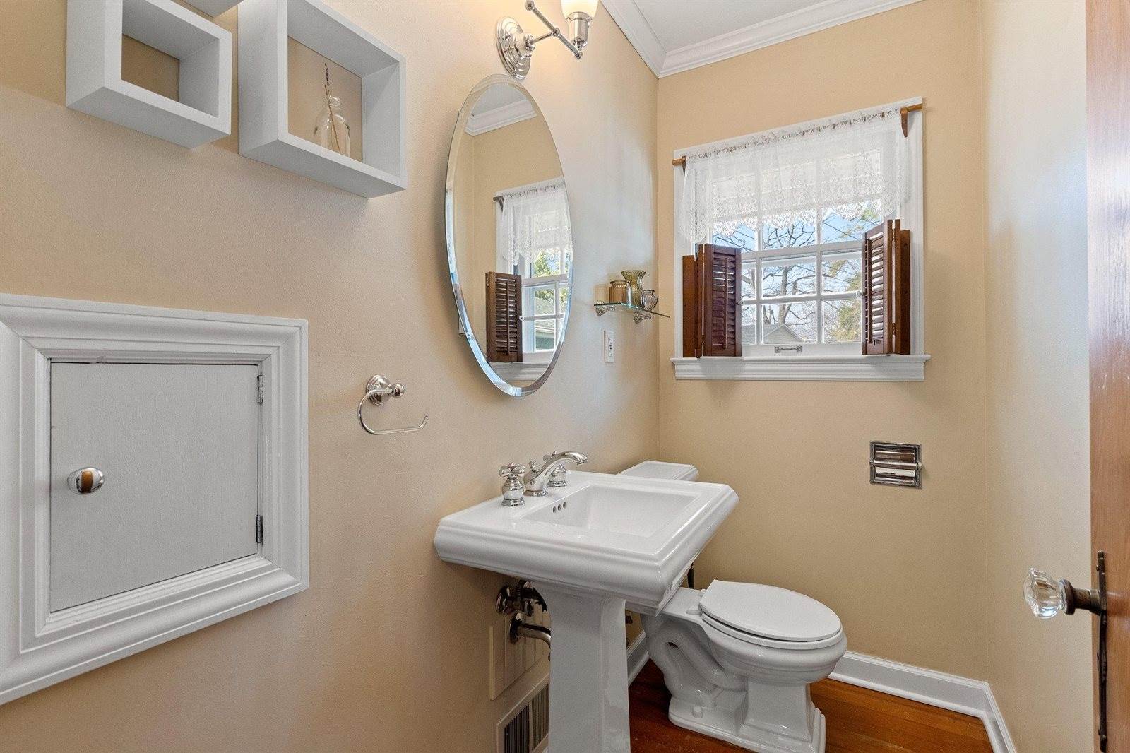 547 North Outagamie Court, Appleton, WI 54914