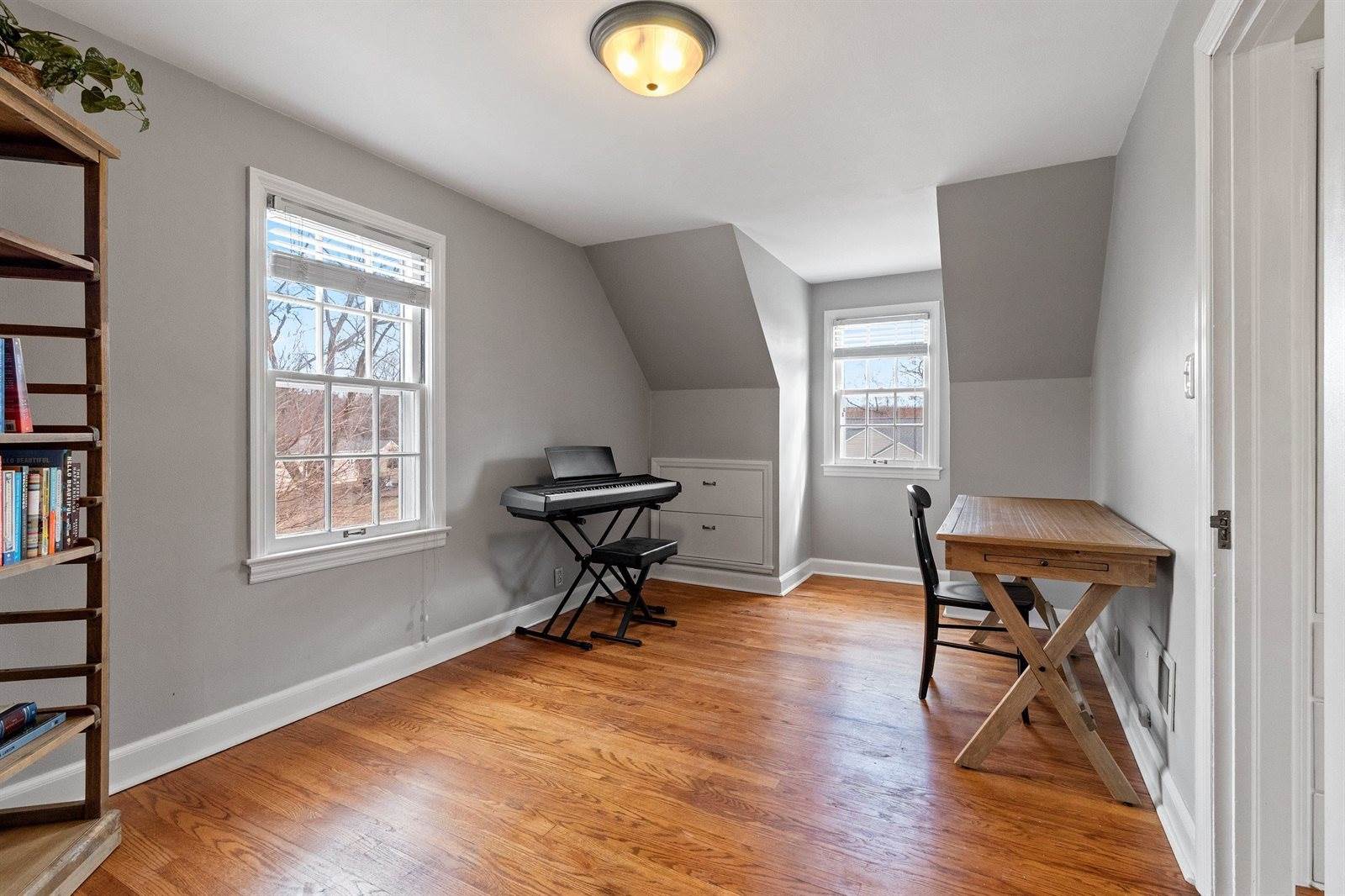 547 North Outagamie Court, Appleton, WI 54914