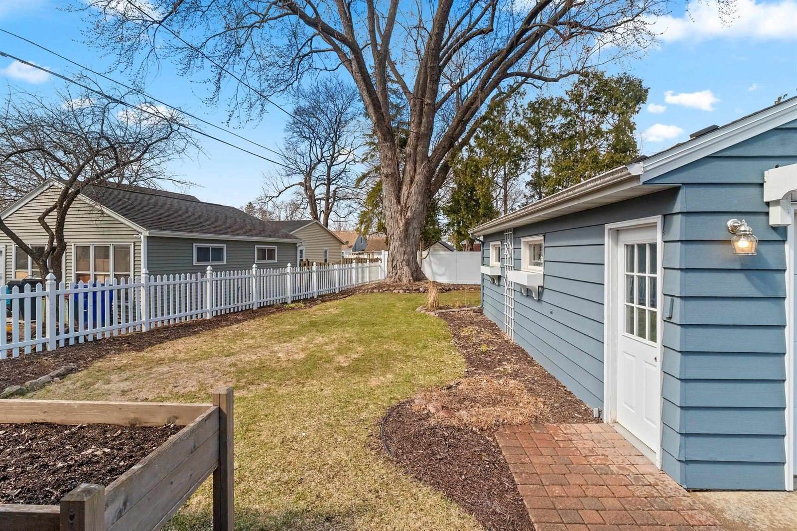 547 North Outagamie Court, Appleton, WI 54914