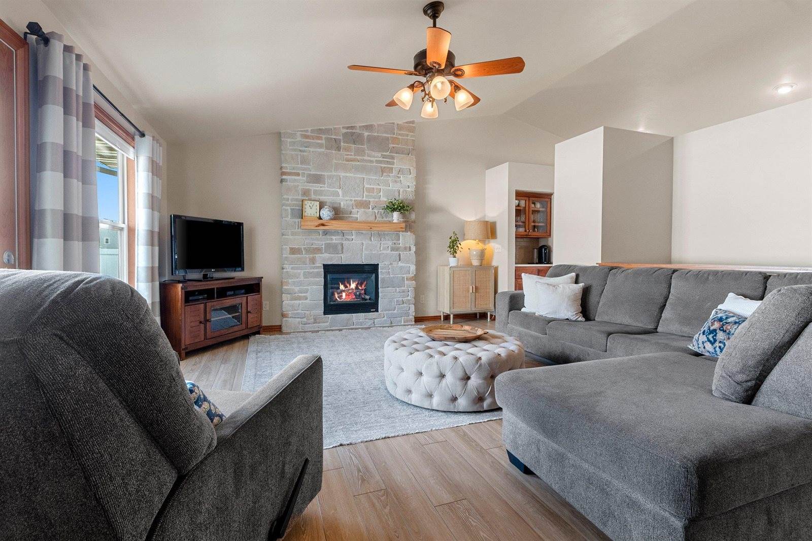 2190 Ryan Road, De Pere, WI 54115