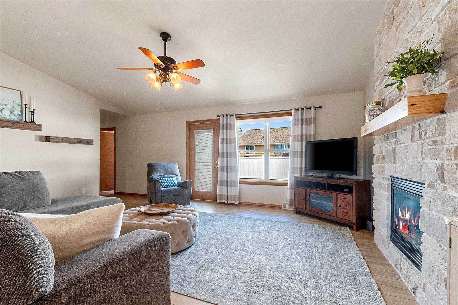 2190 Ryan Road, De Pere, WI 54115