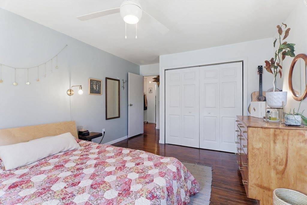 68 Colonial Cir, Chicopee, MA 01020