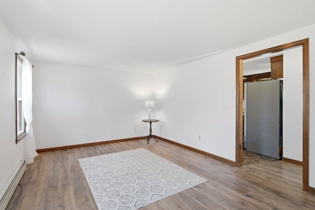 390 Barry Street, Agawam, MA 01030