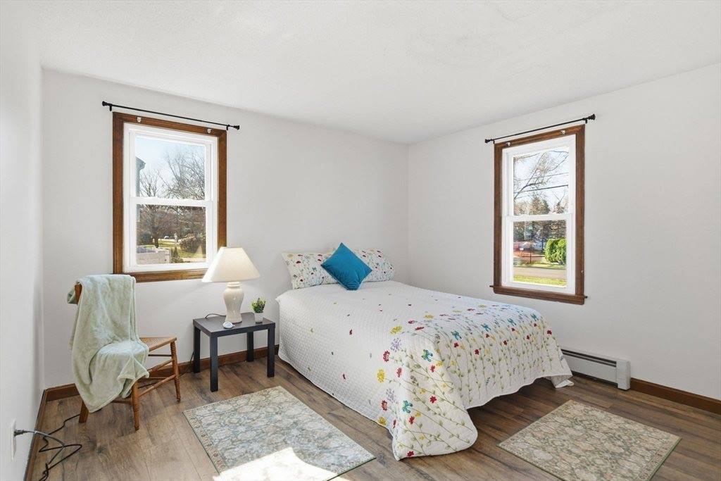 390 Barry Street, Agawam, MA 01030