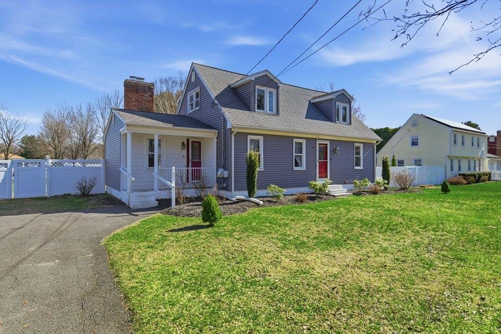 390 Barry Street, Agawam, MA 01030